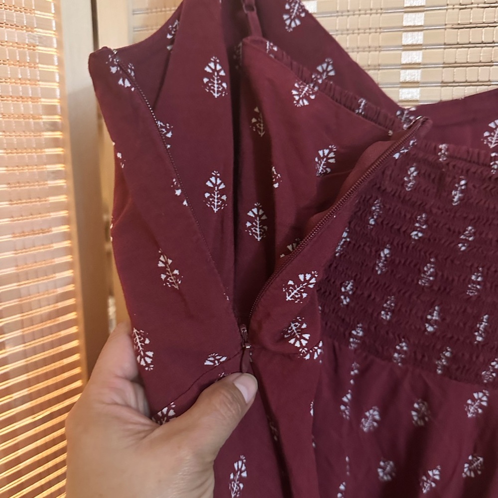 Old Navy Burgundy Floral-Print Midi Dress - Picture 7 of 7